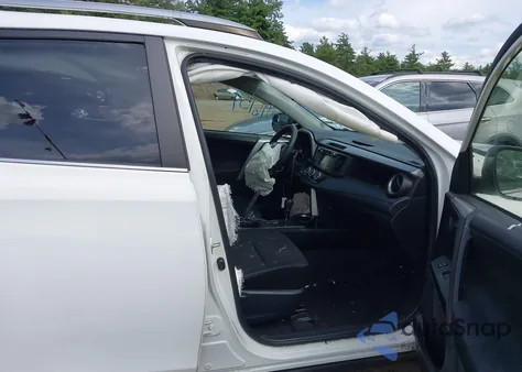 2017 Toyota Rav4 Le из США, поврежденный, VIN JTMBFREV8HJ172671